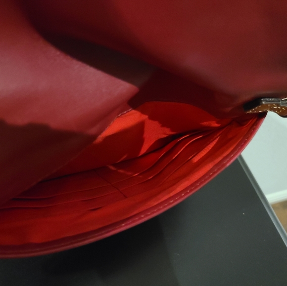 Dooney & Bourke leather crossbody - Picture 4 of 6